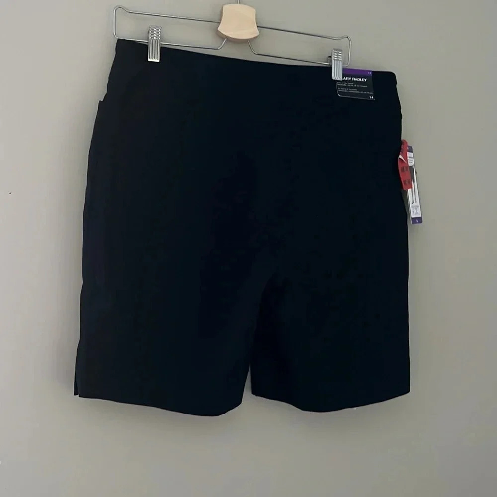 Hilary Radley Black Bermuda Shorts Size 14 NWT Tummy Control - Picture 2 of 4